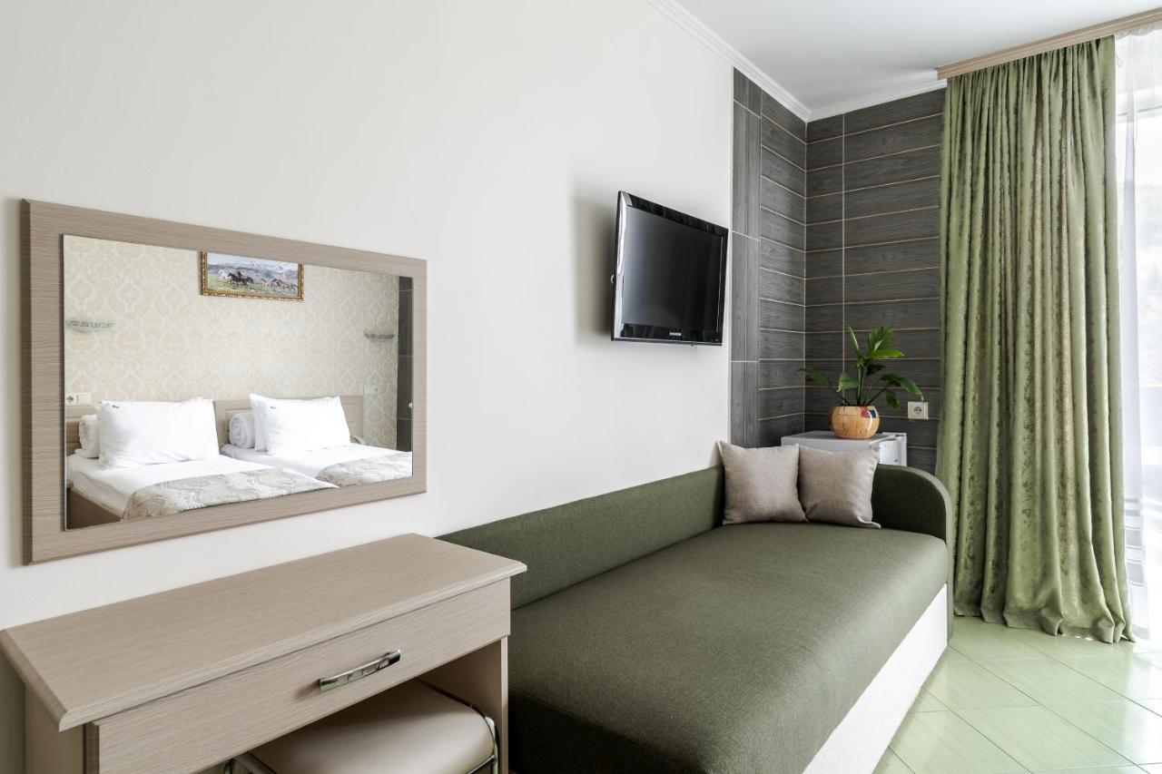 Hotel Adrenalin Dragobrat Εξωτερικό φωτογραφία